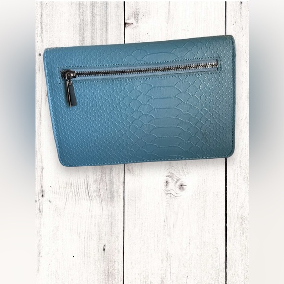 Mossimo Women's Crossbody Clutch Purse Organizer Blue Malachite Textured NWT - Picture 7 of 7